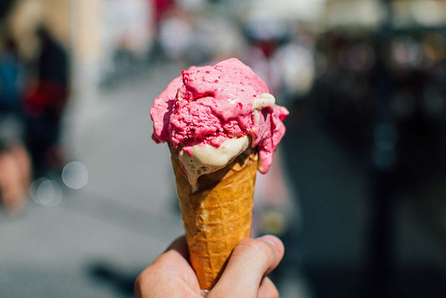 Food-ice-cream_(24244079871)